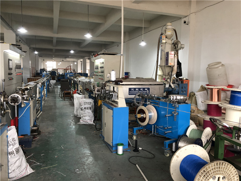 Extrusion production of network line, data line and signal line